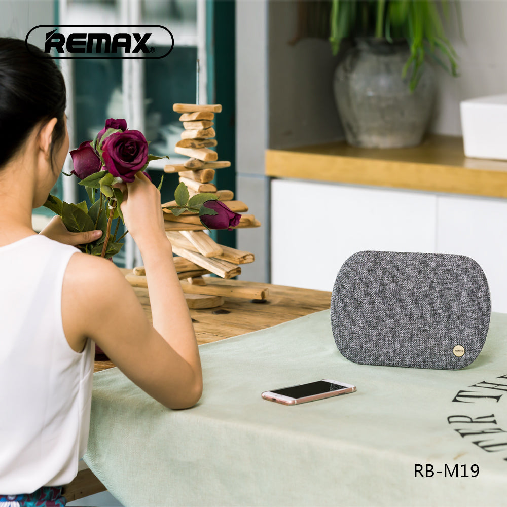 Remax Desktop fabric Bluetooth Speaker RB-M19 - Black